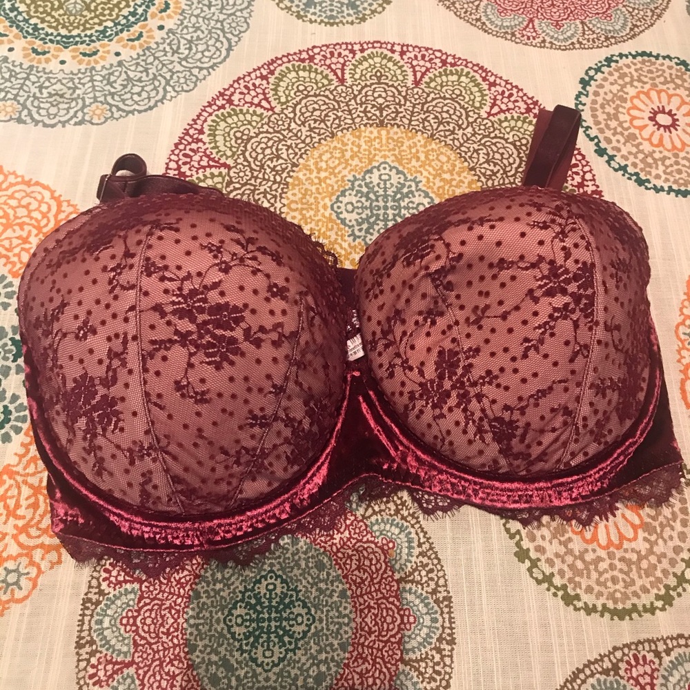 Victoria Secret Burgundy bra